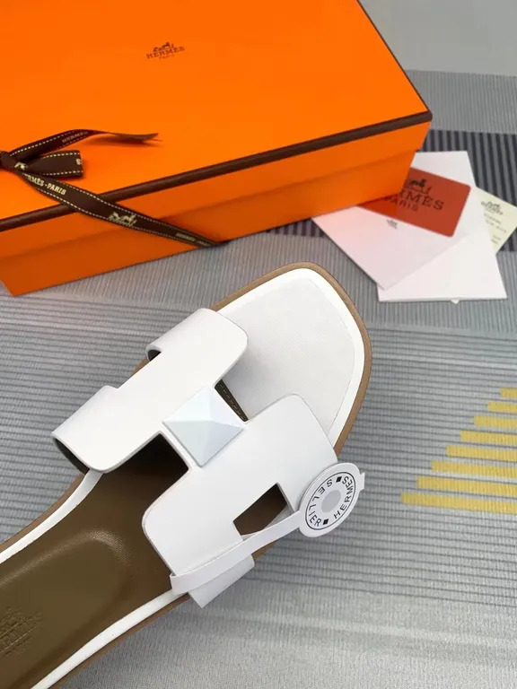 Hermes Shoe 